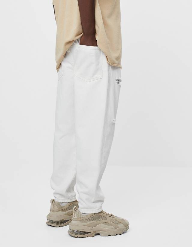 Loose fit jeans - New - Bershka Taiwan, China / 中国台湾