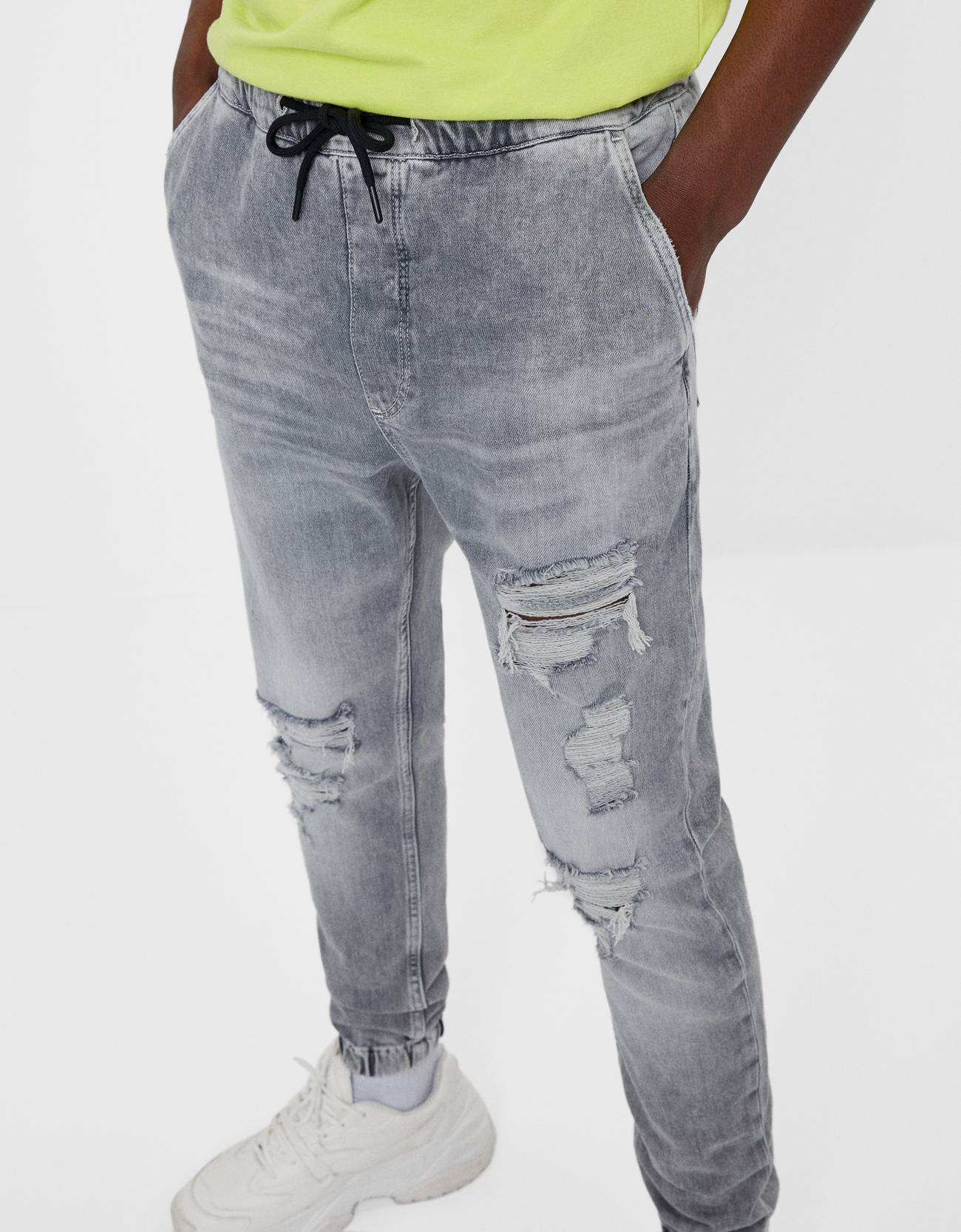 ripped jeans bershka