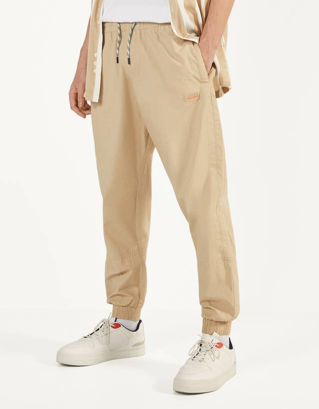 jogging trousers