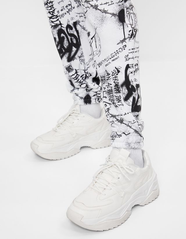 Graffiti Joggers Man Bershka
