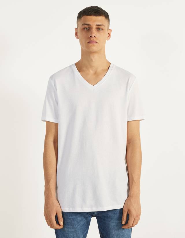 V-neck T-shirt - Sale Favourites - Man 