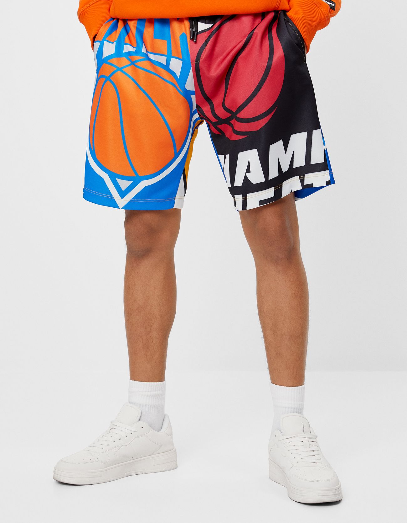 Шорты nba. Бершка NBA. Шорты мужские NBA Loulty. Шорты NBA Jersey. Bershka NBA коллекция.