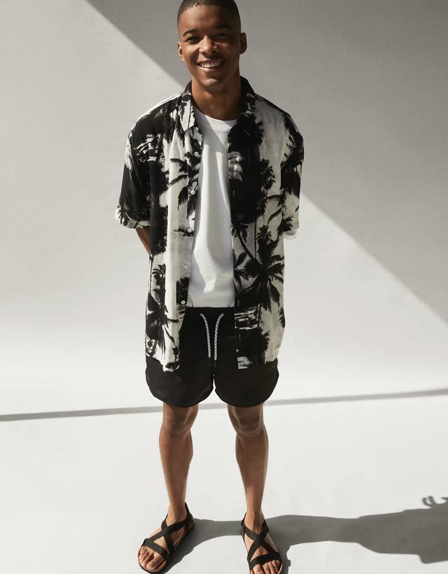 Erkek Mayo Ve Deniz Sortu Yeni Koleksiyon Bershka