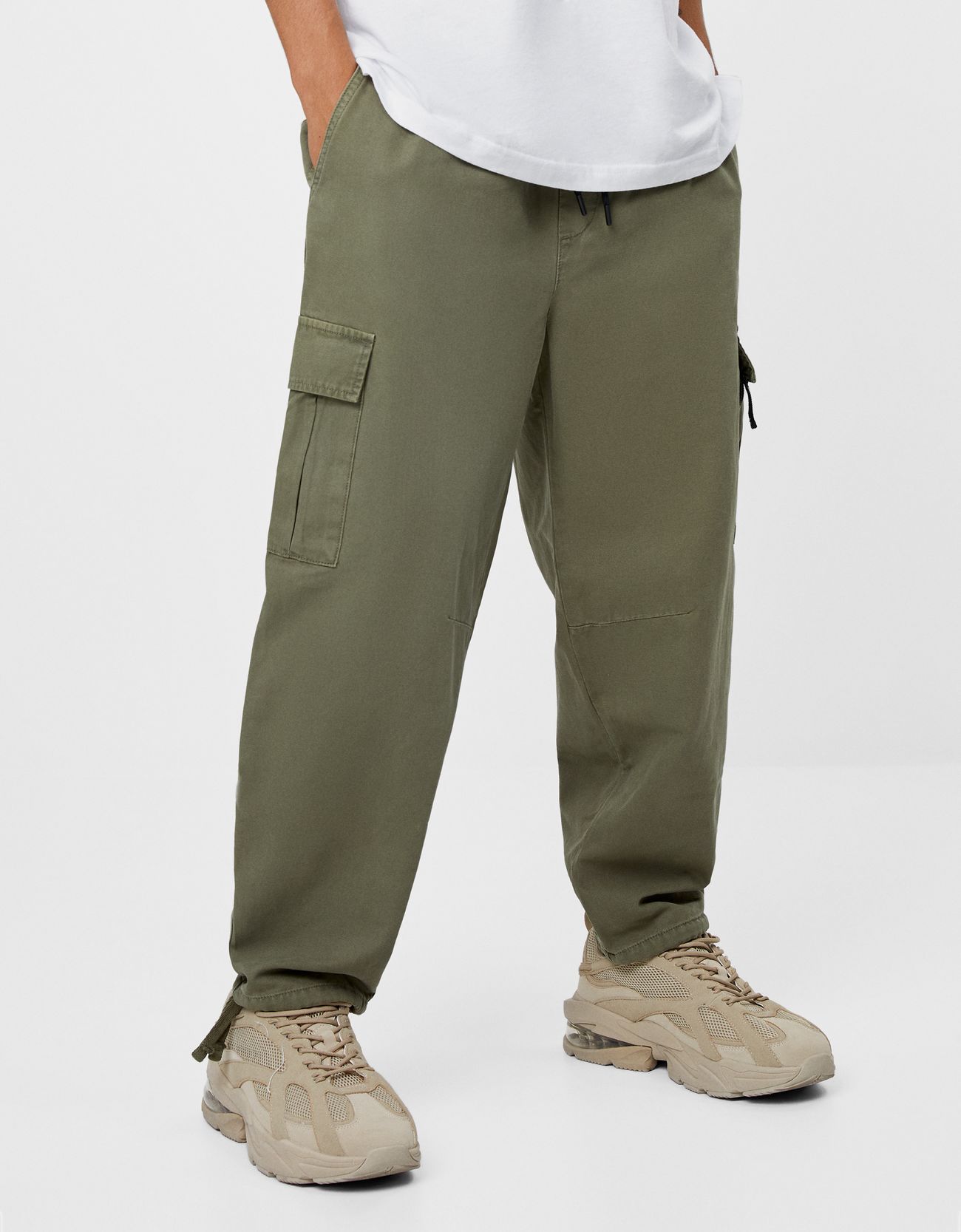developing Strait thong Other places Balloon fit cargo trousers - Man | Bershka