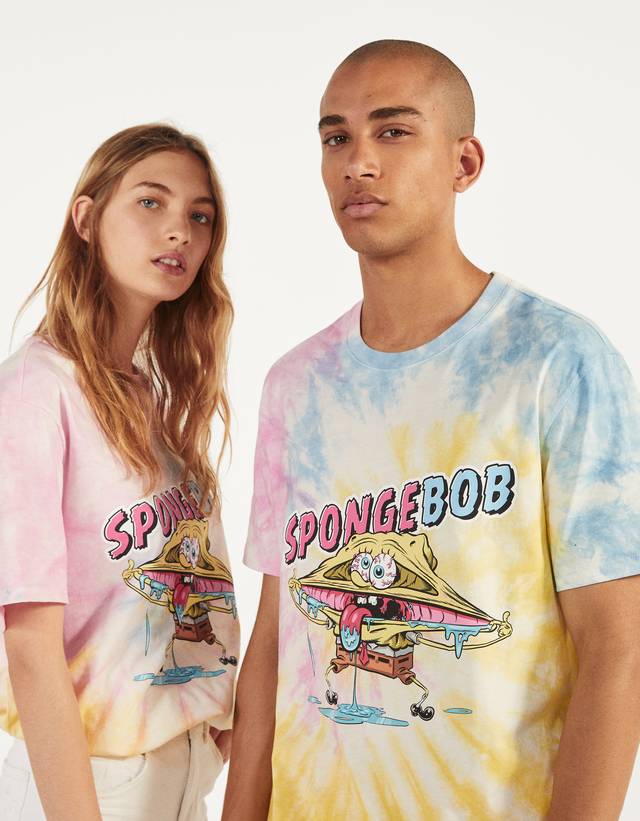 Mujer Sudadera capucha print Bob Esponja Crudo | Sudaderas Bershka \u003c  Esperando a Christine