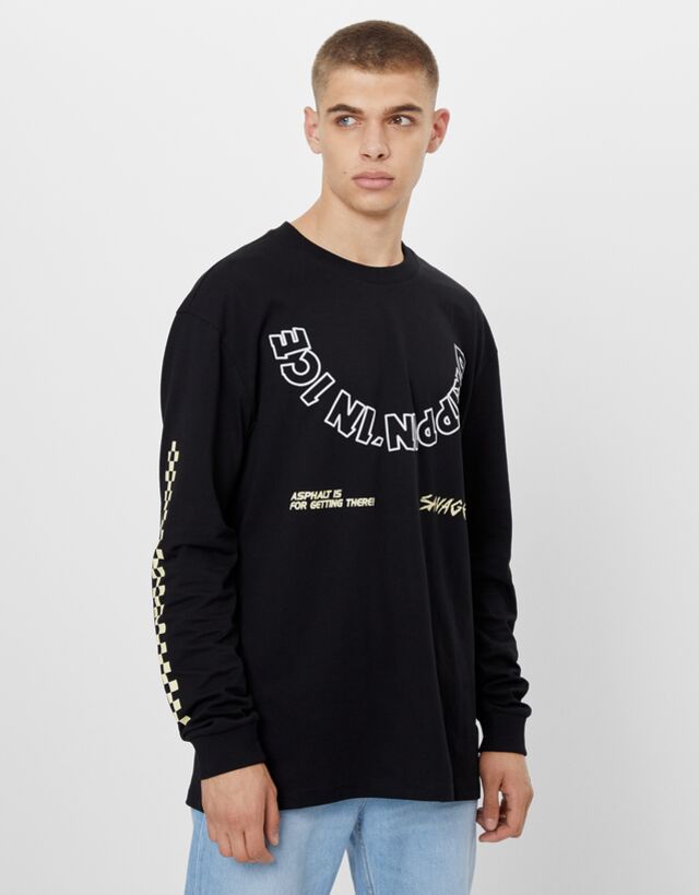 Uzun Kollu Baskili T Shirt Erkek Bershka