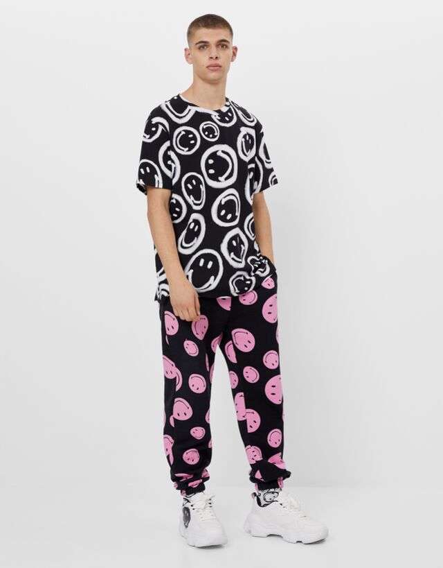 Camiseta con mangas contraste - Join Life - Bershka Venezuela