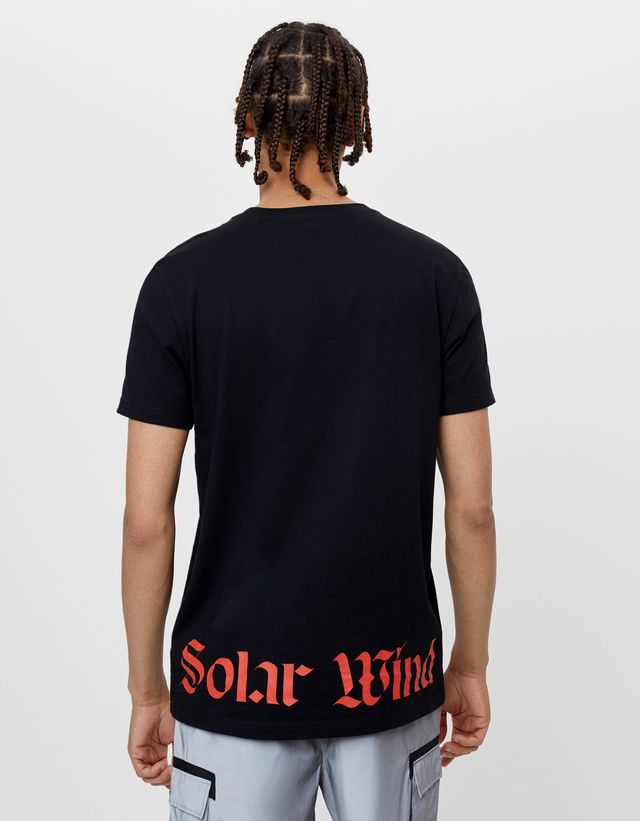 Mujer Camiseta manga corta regular fit print LEAGUE OF LEGENDS X BERSHKA  Negro | Camisetas Y Tops Bershka \u003c Esperando a Christine