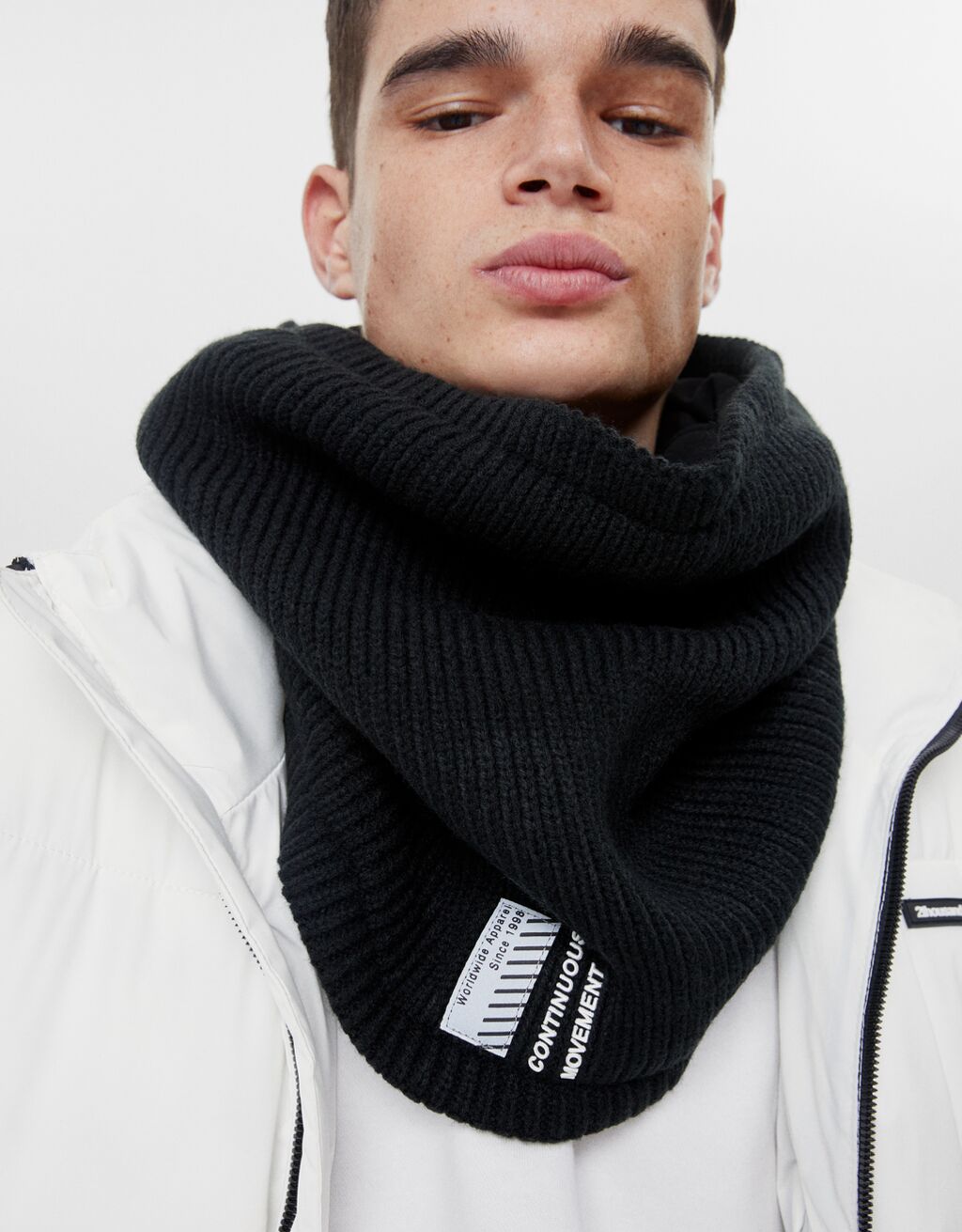 trendy winter accessories