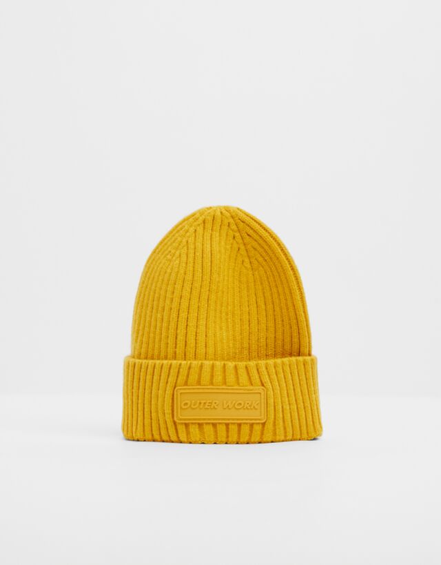 Ribbed beanie - T-Shirts - Bershka 