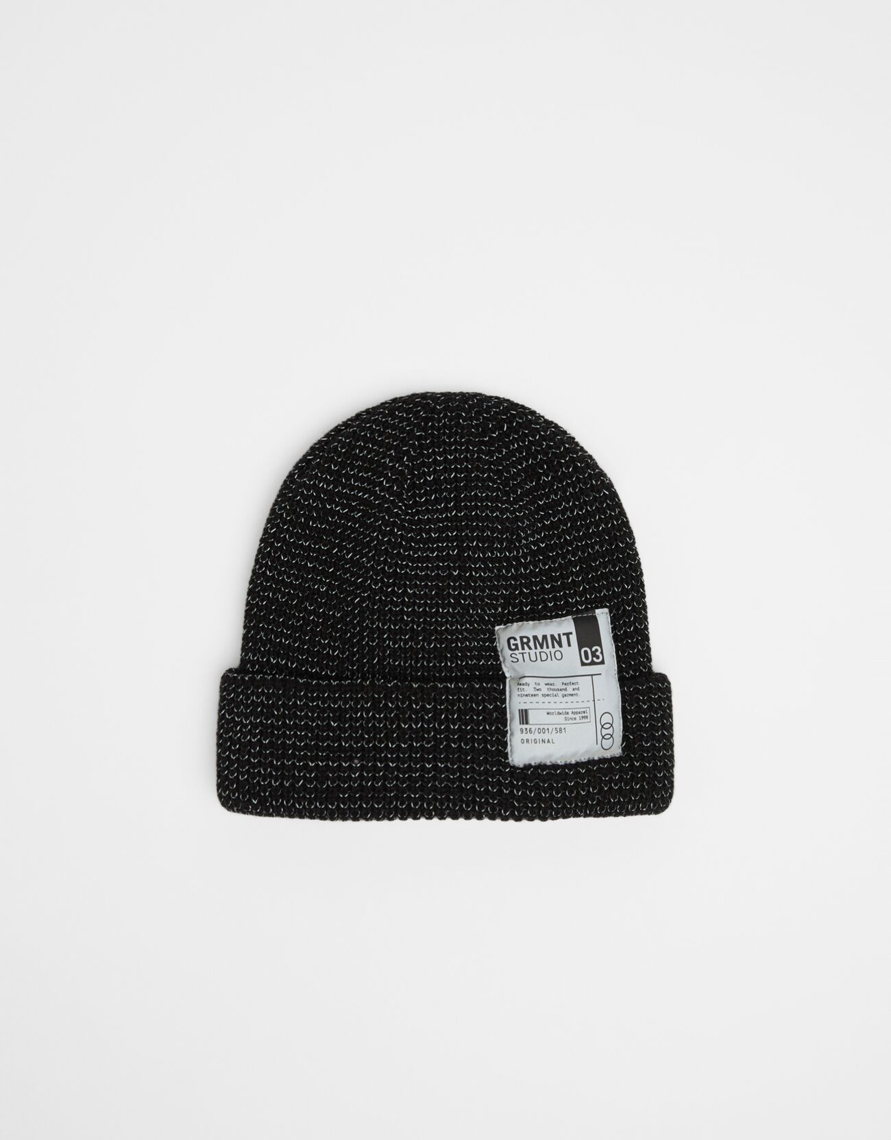 Beanie con reflectante - Accesorios - Hombre | Bershka
