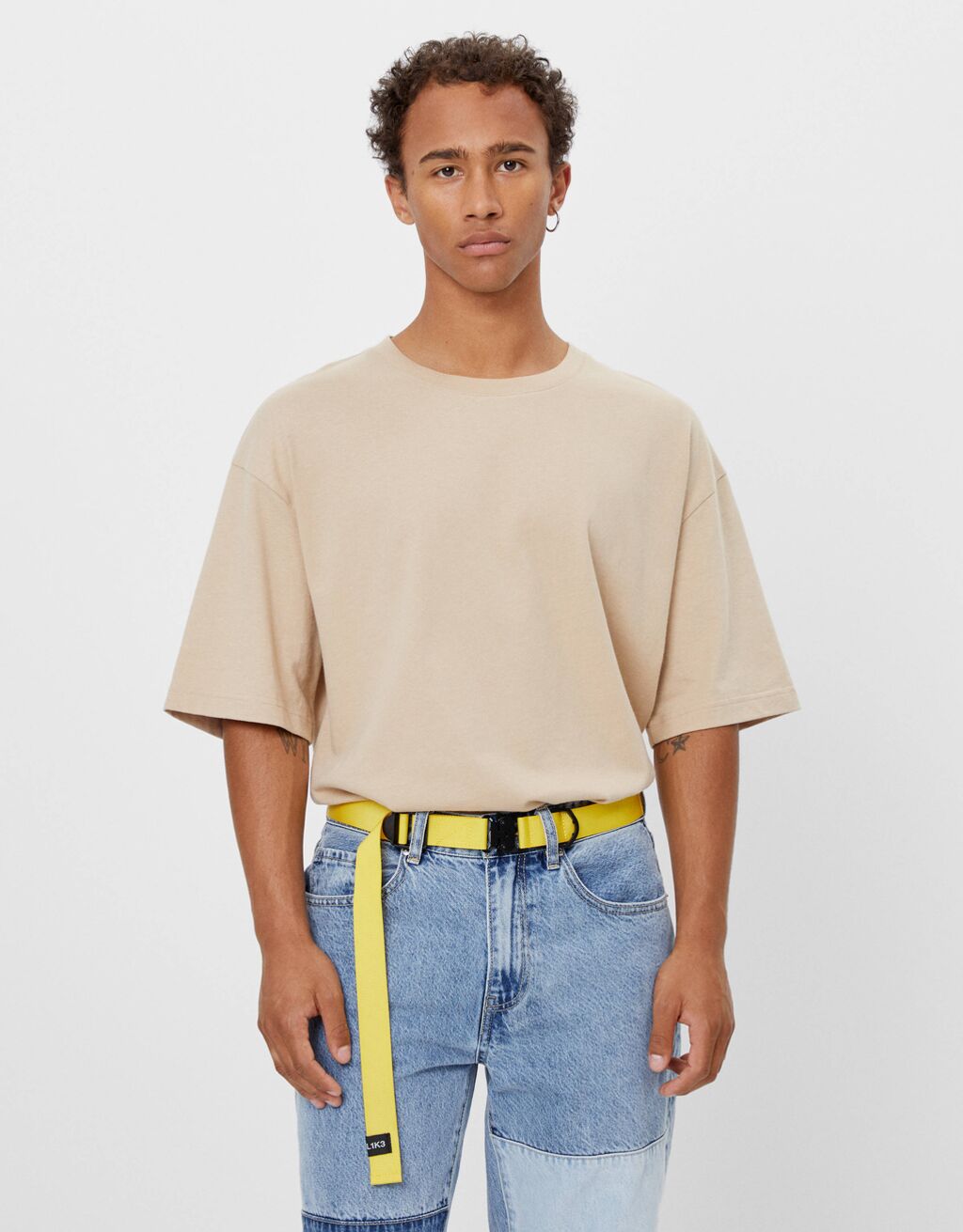 Image Source: Bershka Mens utility belt from Bershka