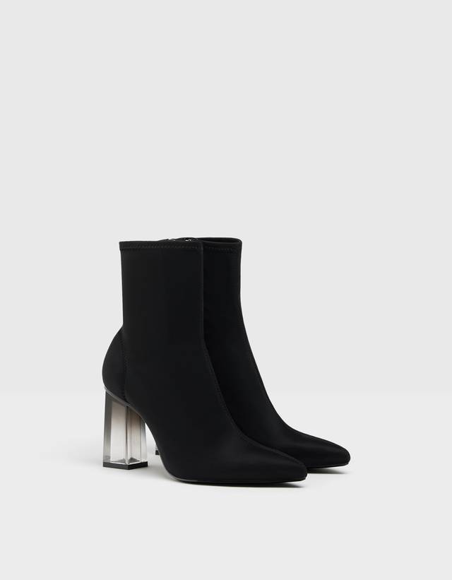 fitted black ankle boots