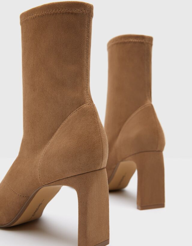Botines tacón ajustados - Mujer | Bershka