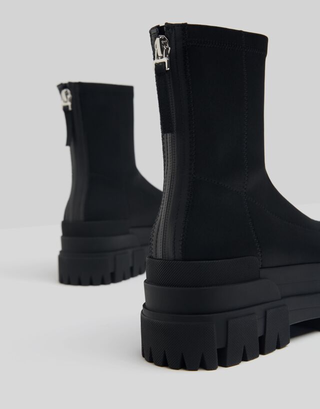 Fitted platform ankle boots - Shoes 