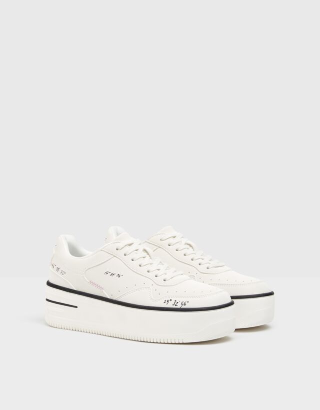 reflective platform trainers