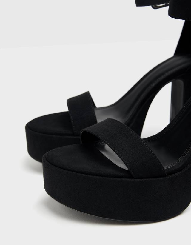 Sandalia tacón plataforma - Zapatos - Bershka El Salvador