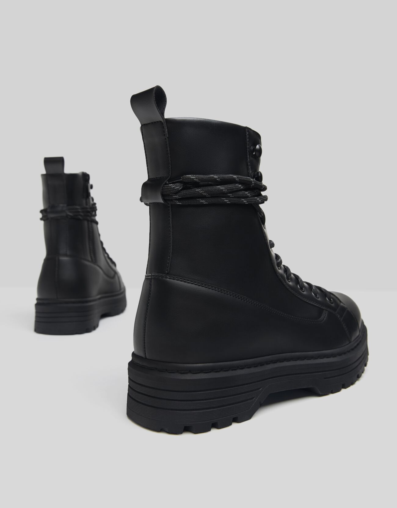 boots trending from pull and bear
