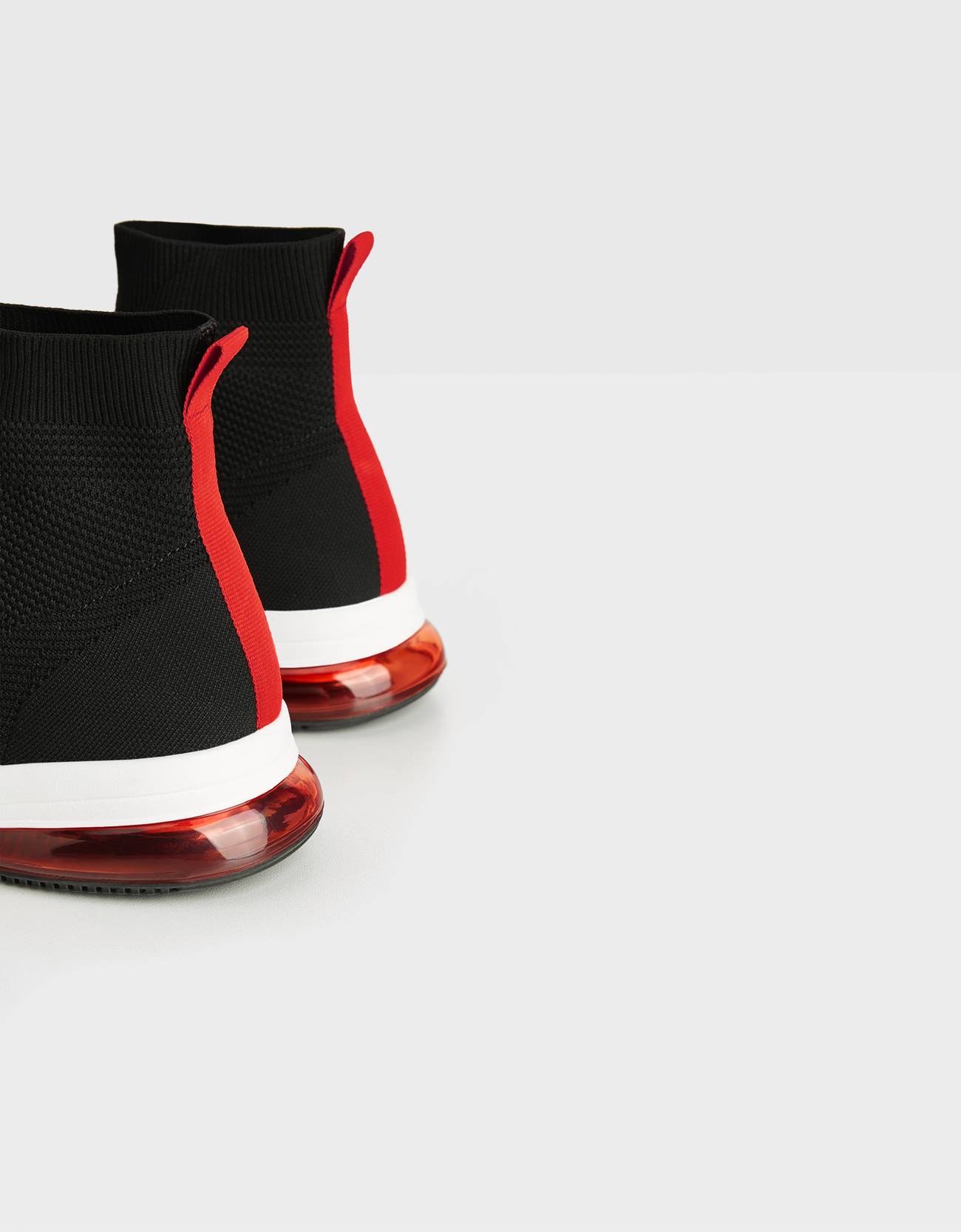 bottines chaussettes rouge homme