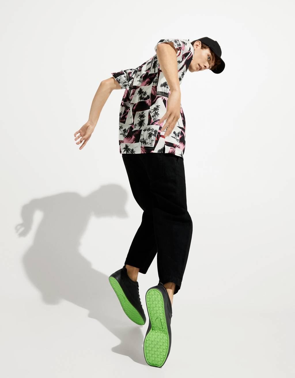 Menâs trainers with neon detail - Man | Bershka
