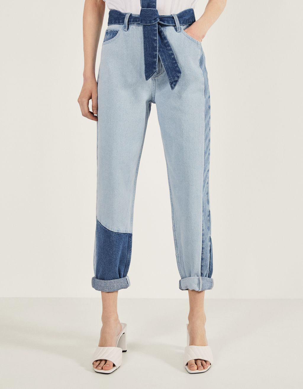 Jeans Mom Fit con contrastes - null - Bershka Maroc