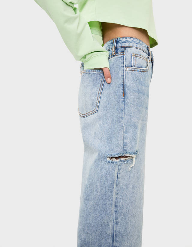 Wide-leg jeans with rips - Jeans 