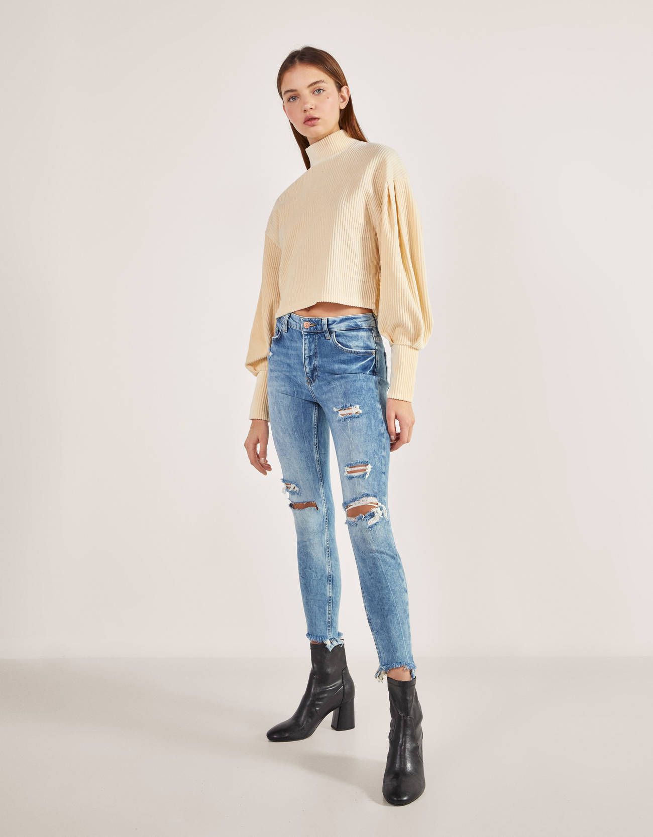 Bershka Orta bel skinny fit jean 2 Bershka Orta bel skinny fit jean 3