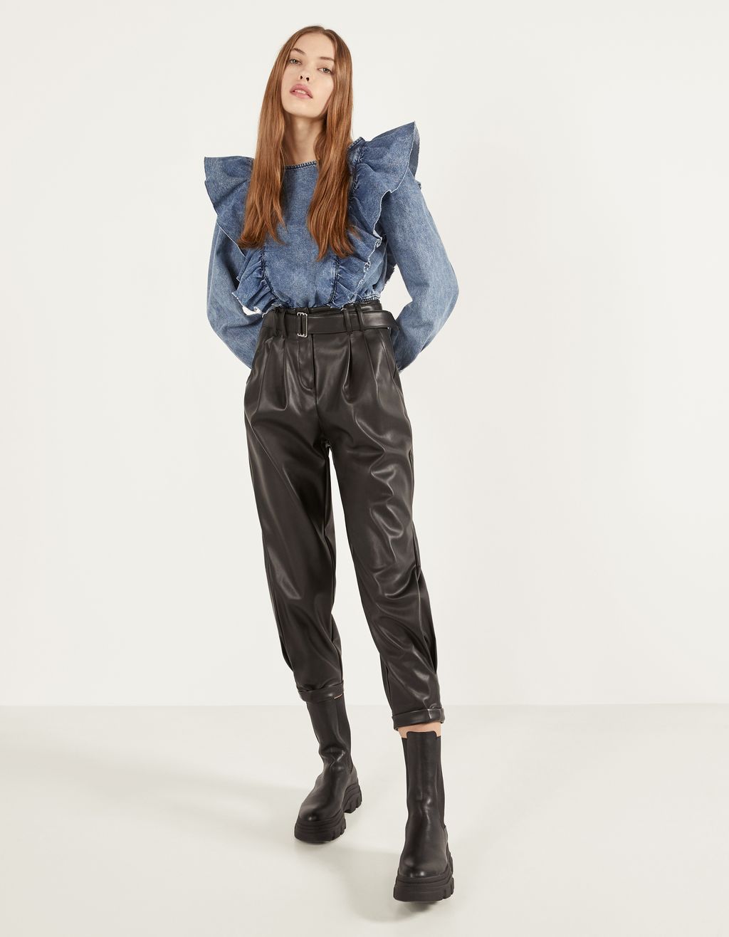 Faux leather Slouchy trousers - null 