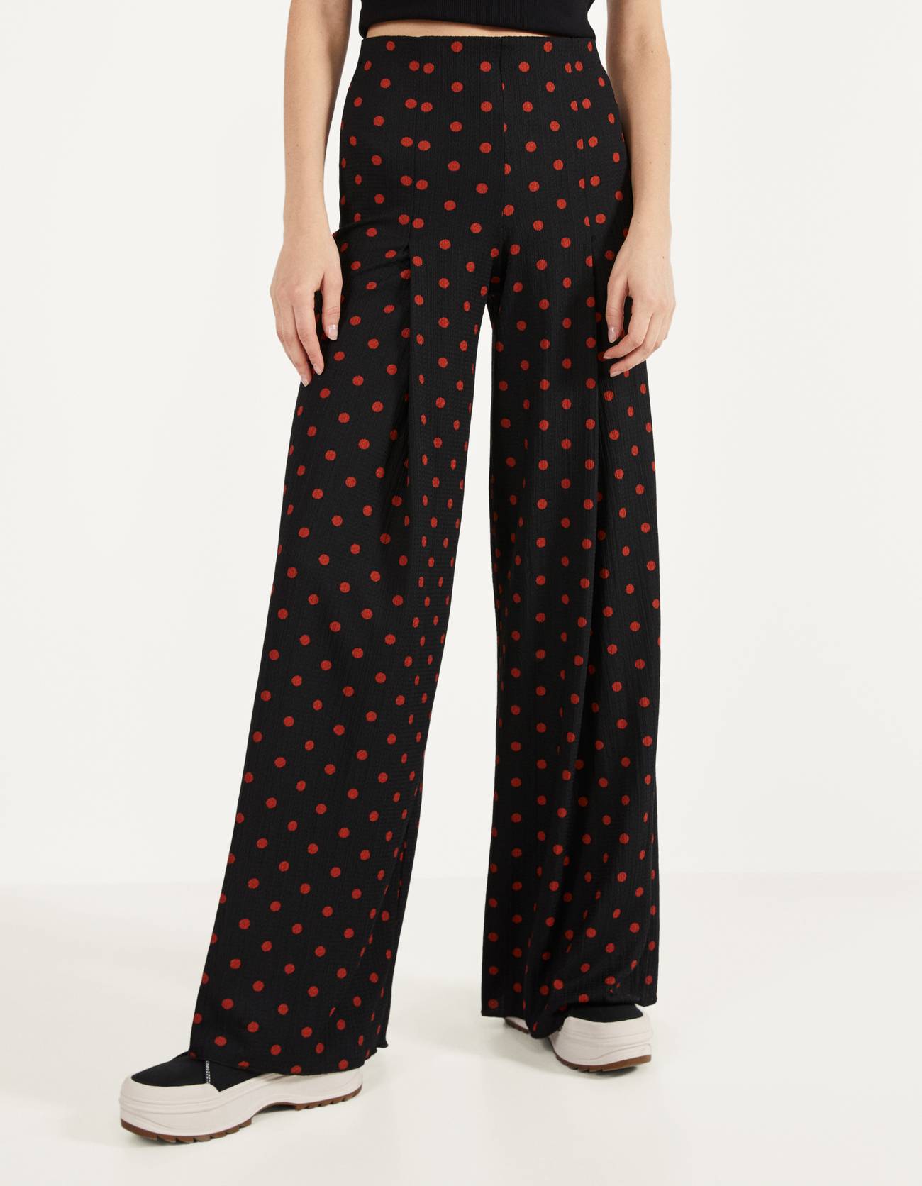 Wide-leg trousers - Woman | Bershka
