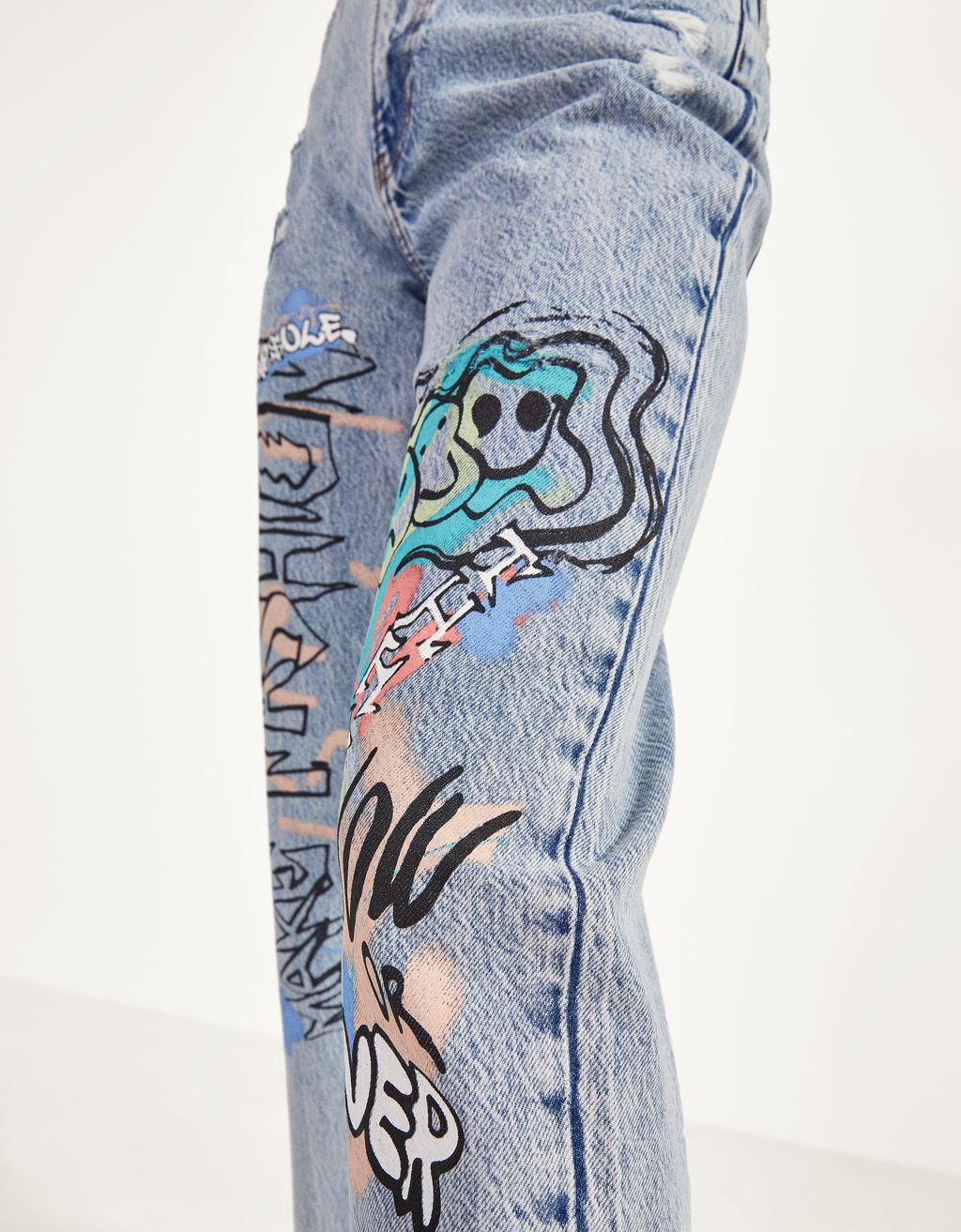 Mom fit graffiti jeans - null - Bershka 