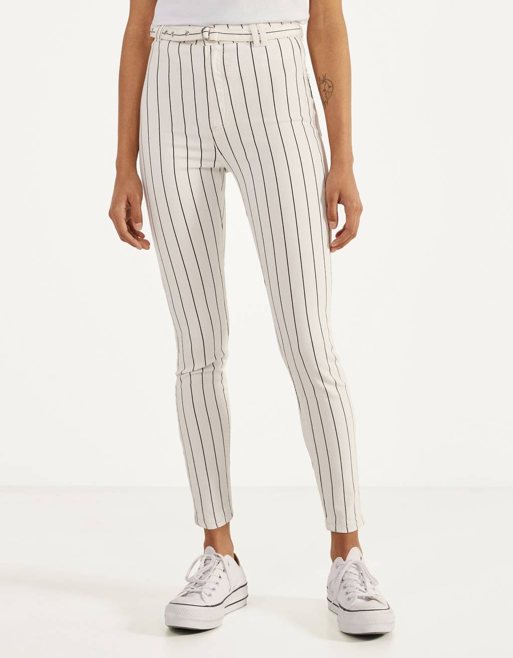 Pantalón High Waist con cinturón