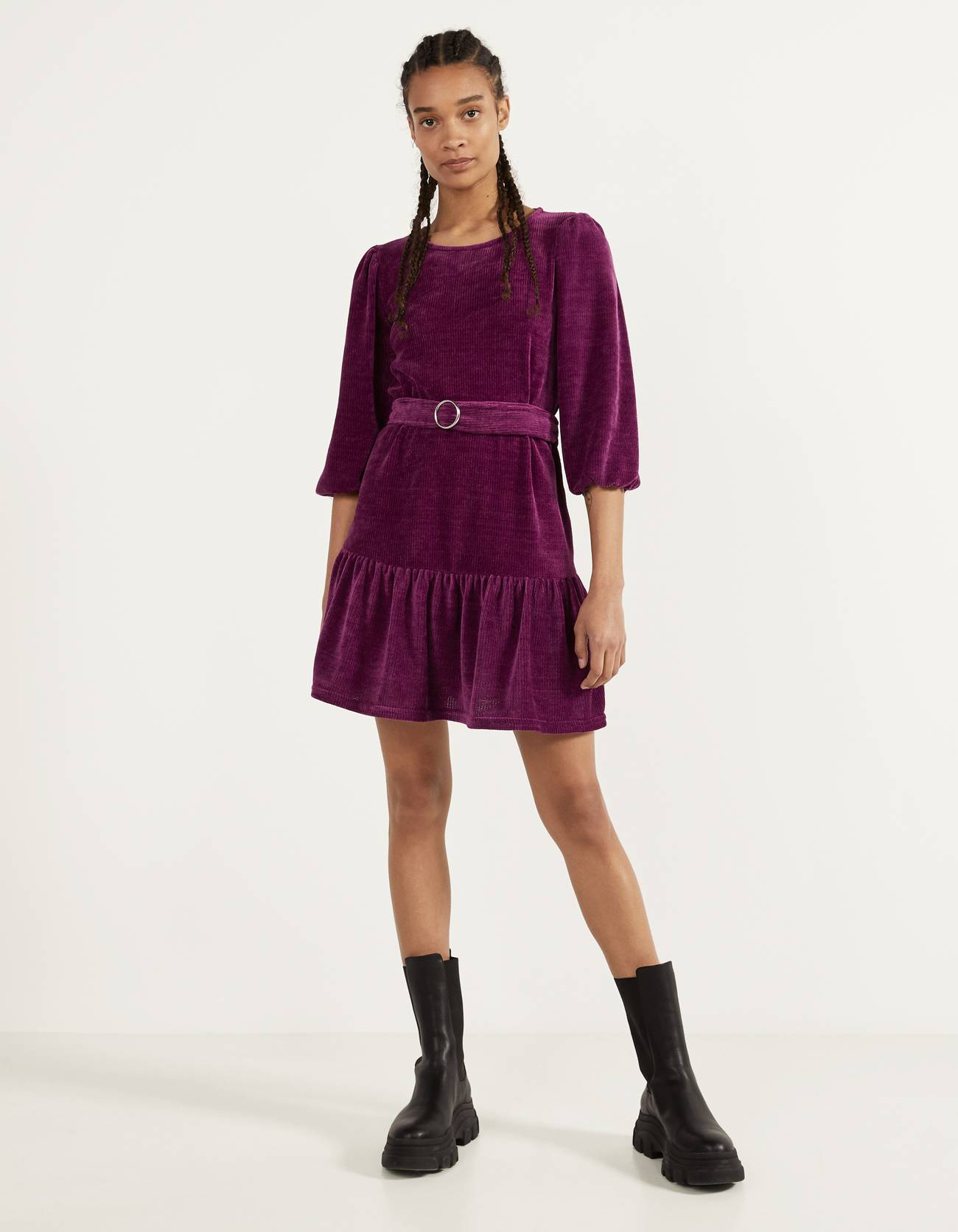Платье с воланами и рукавами-фонариками Фиолетовый Bershka
