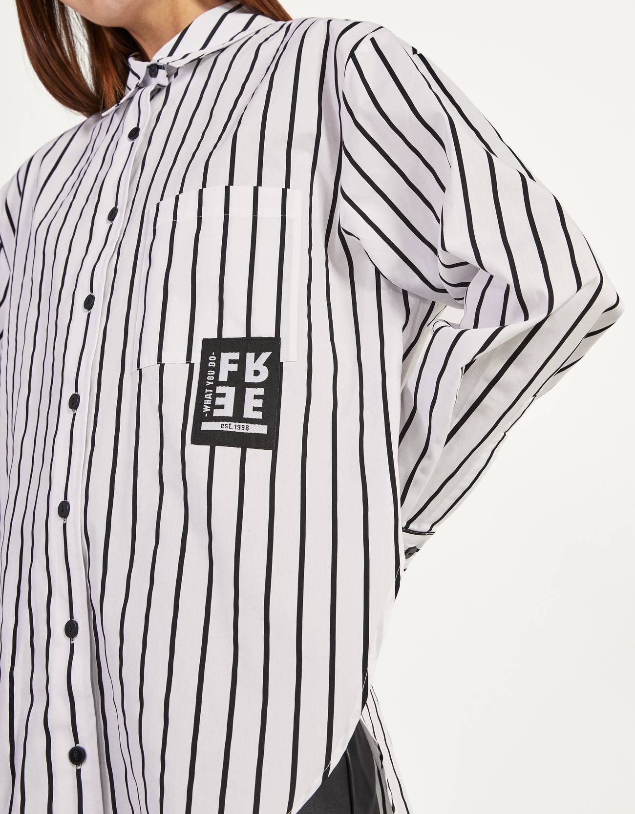 Bershka Yırtmaçlı poplin gömlek 8 Bershka Yırtmaçlı poplin gömlek 9