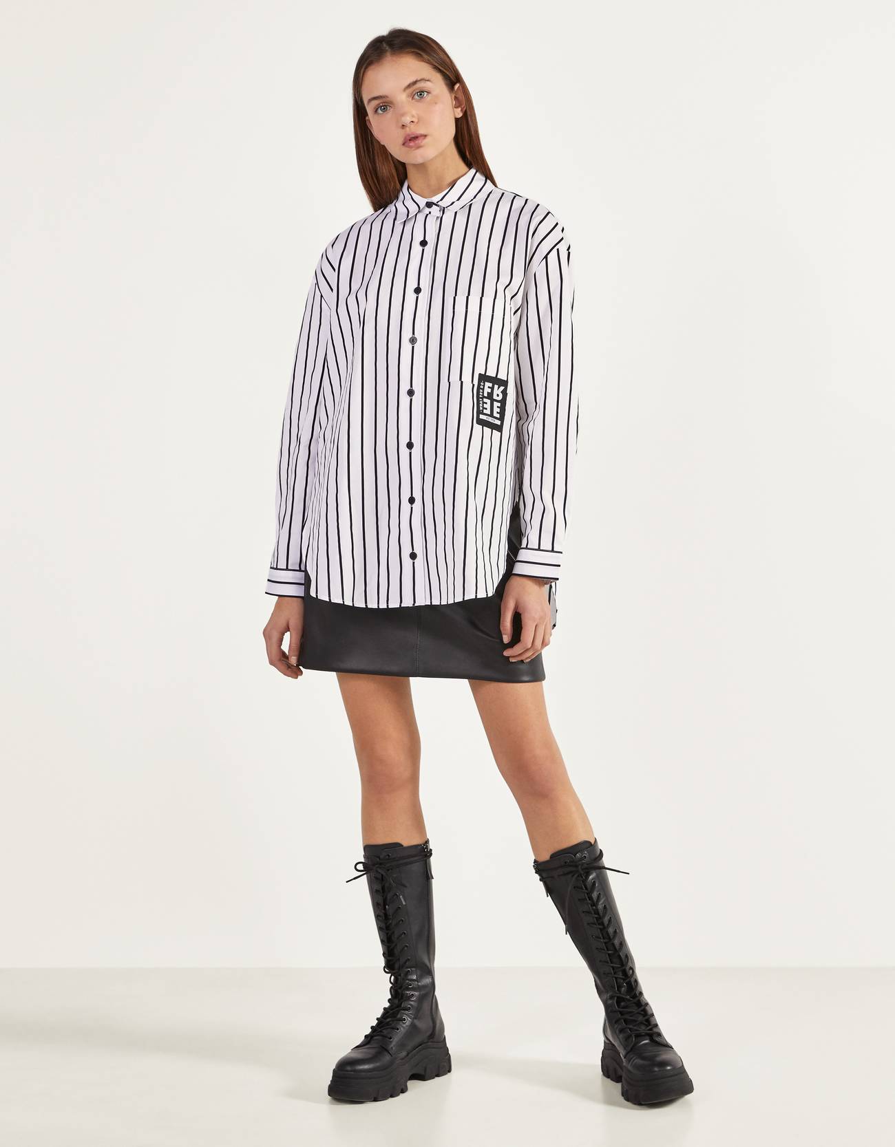 Bershka Yırtmaçlı poplin gömlek 6 Bershka Yırtmaçlı poplin gömlek 7