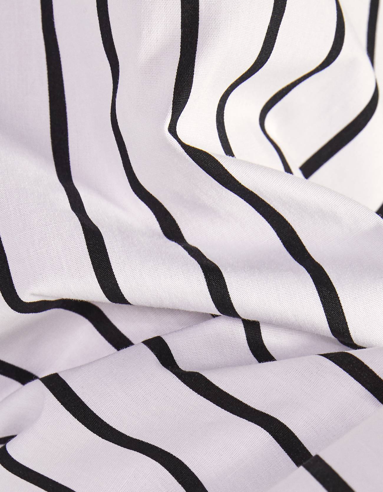 Bershka Yırtmaçlı poplin gömlek 2 Bershka Yırtmaçlı poplin gömlek 3