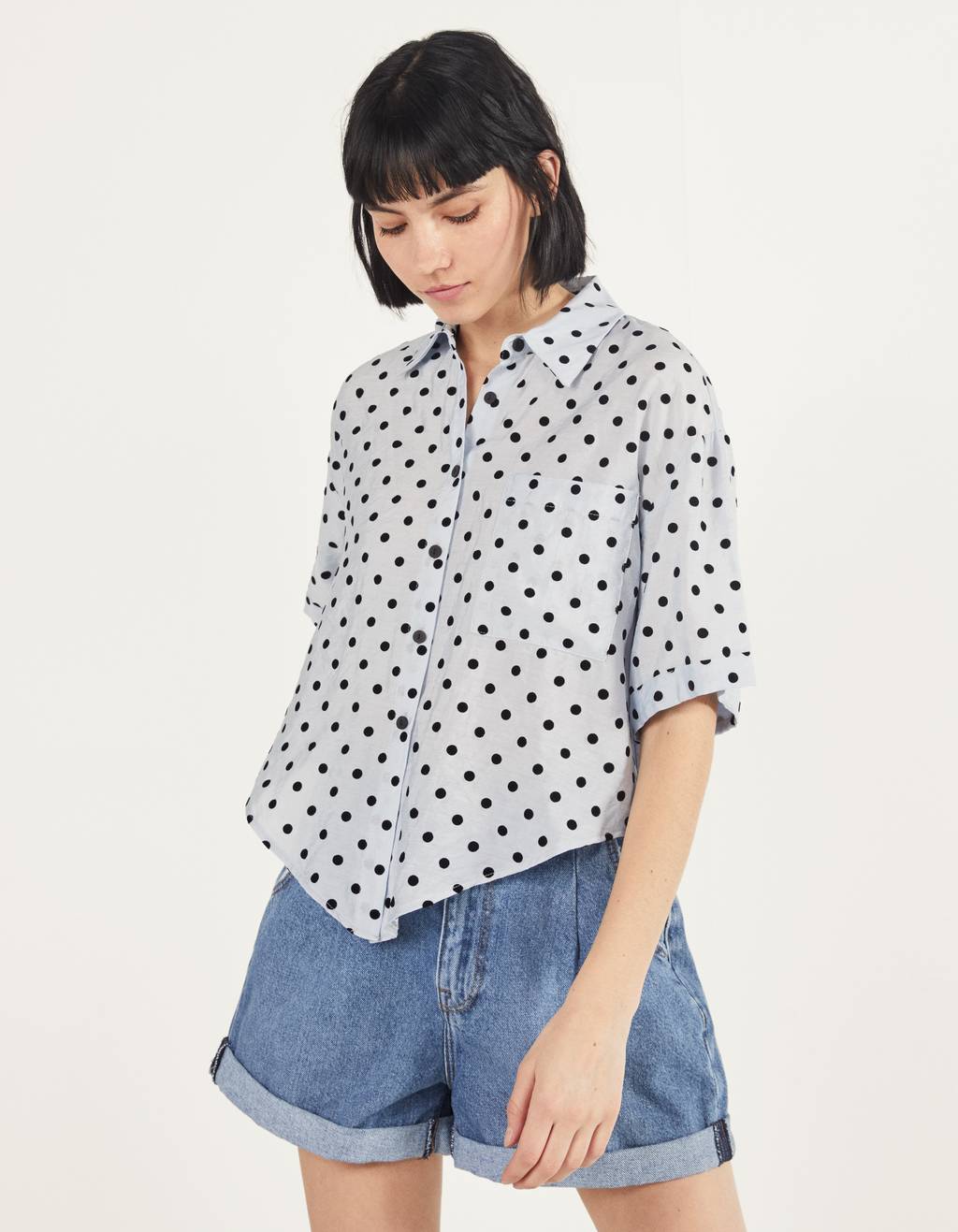 Gynaikeies Mployzes Kai Poykamisa Kole3ion Anoi3h 2020 Bershka