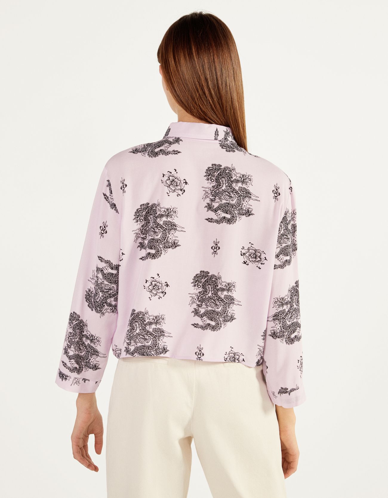 Bershka Desenli crop gömlek 0 Bershka Desenli crop gömlek 1