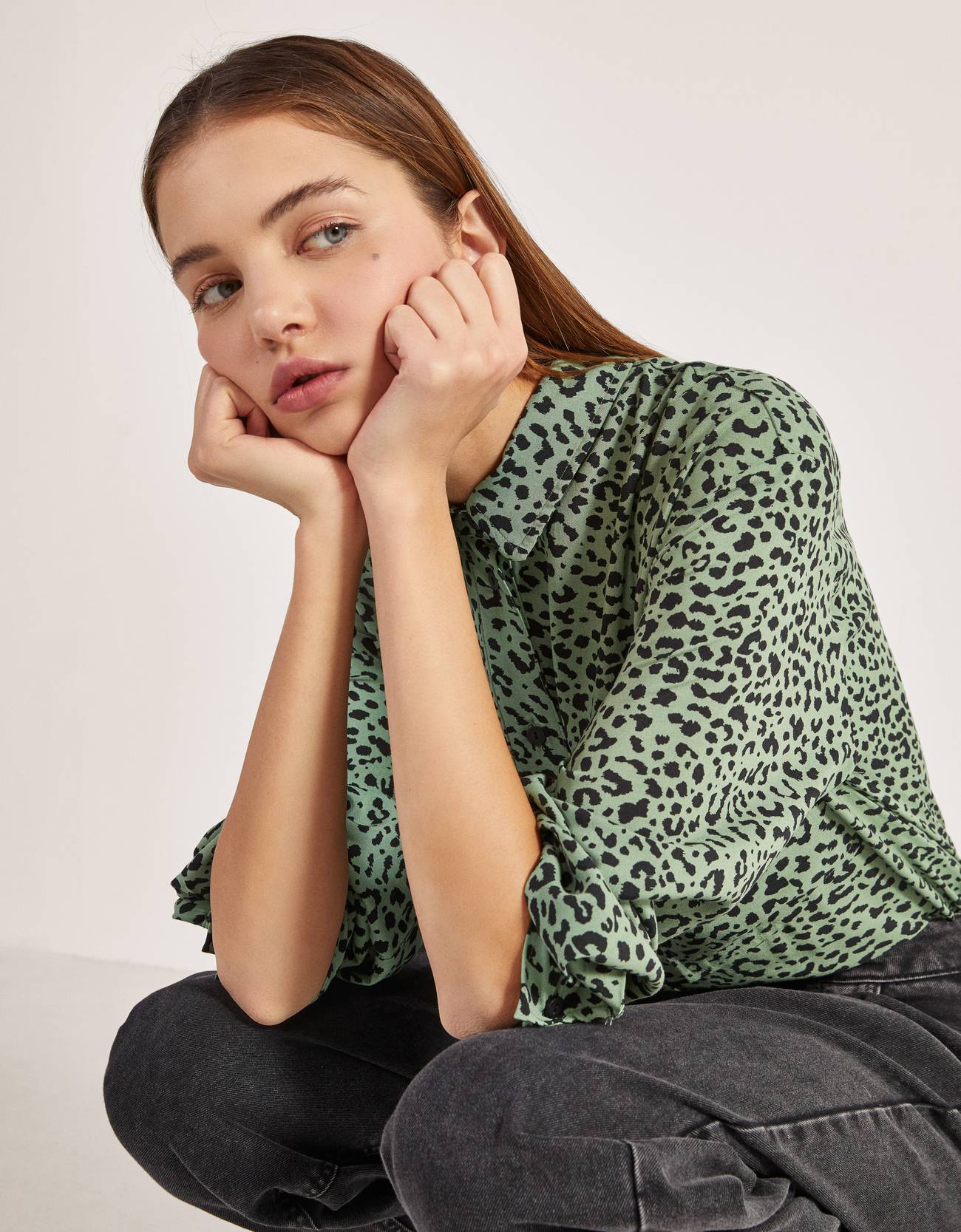 Bershka Yırtmaçlı uzun gömlek 10 Bershka Yırtmaçlı uzun gömlek 11