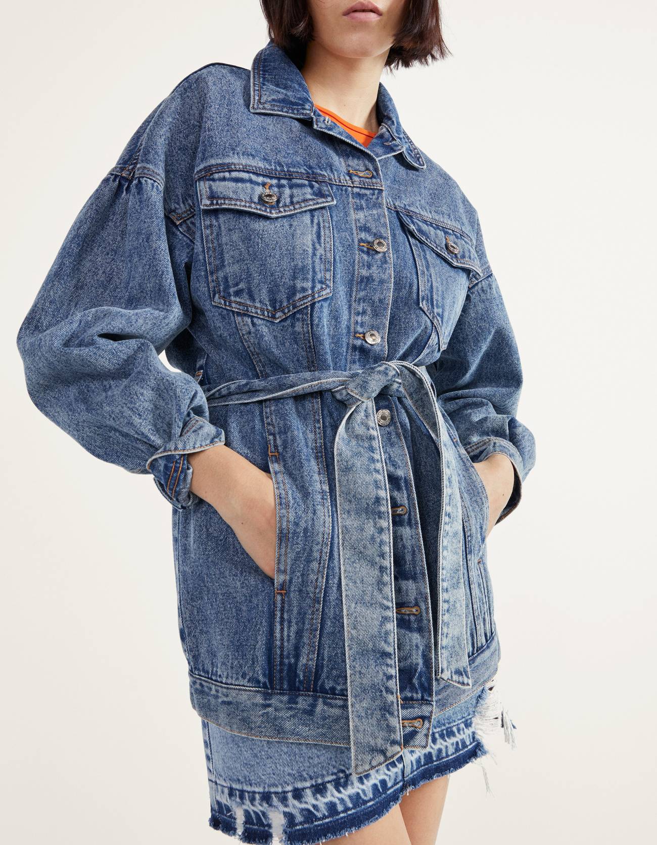Bershka Kemerli denim ceket 2 Bershka Kemerli denim ceket 3