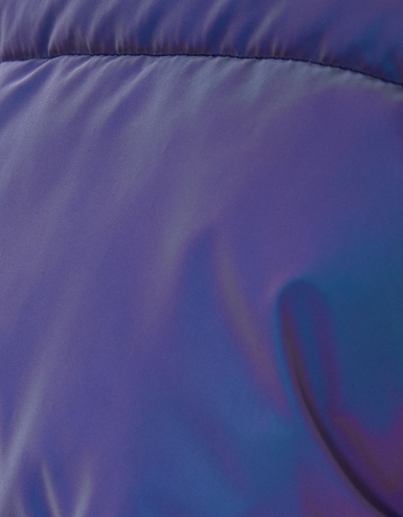 Куртка-пуховик со светоотражающей отделкой Фиолетовый Bershka