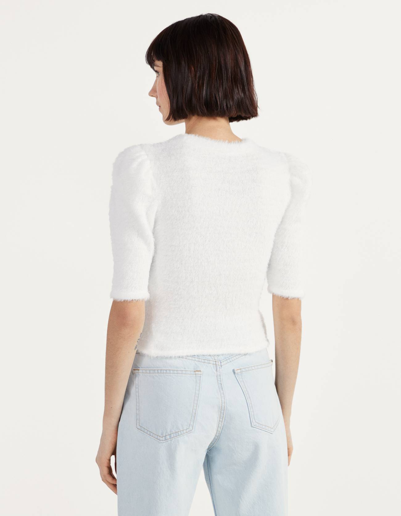 Bershka Balon kollu tüylü t-shirt 10 Bershka Balon kollu tüylü t-shirt 11