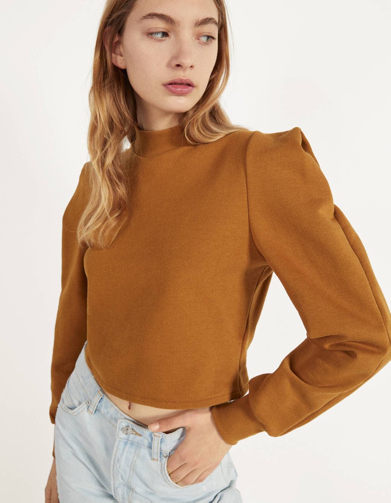 Bershka Vatkalı görünümlü sweatshirt 8 Bershka Vatkalı görünümlü sweatshirt 9