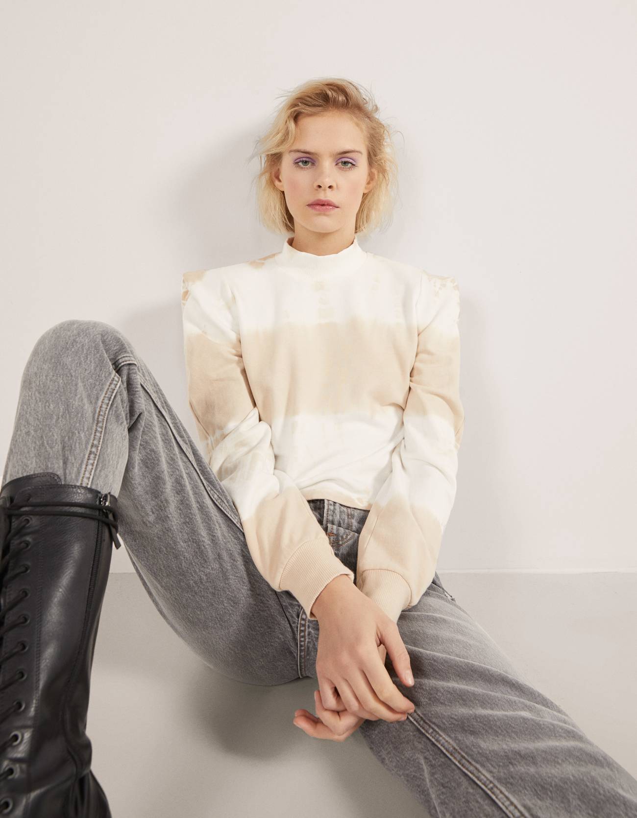 Bershka Vatkalı görünümlü sweatshirt 2 Bershka Vatkalı görünümlü sweatshirt 3