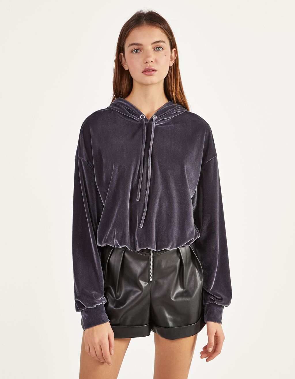 Gynaikeia Foyter Emprime Basic Kai Oversize Bershka