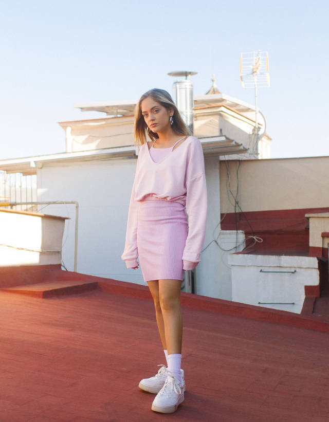 Sudadera Long Fit rotos - Sin capucha - Bershka Costa Rica