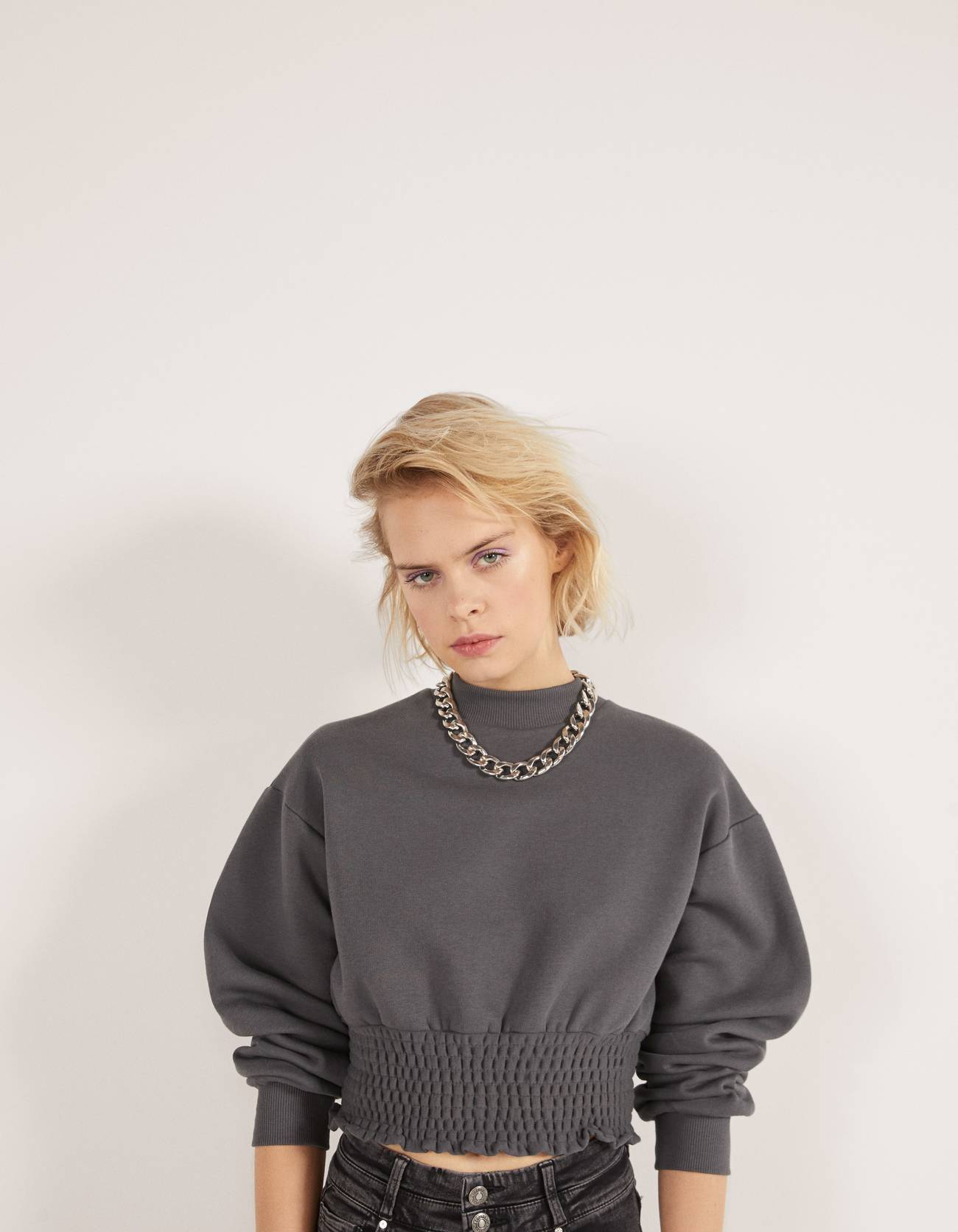 Bershka Elastik büzgülü sweatshirt 2 Bershka Elastik büzgülü sweatshirt 3