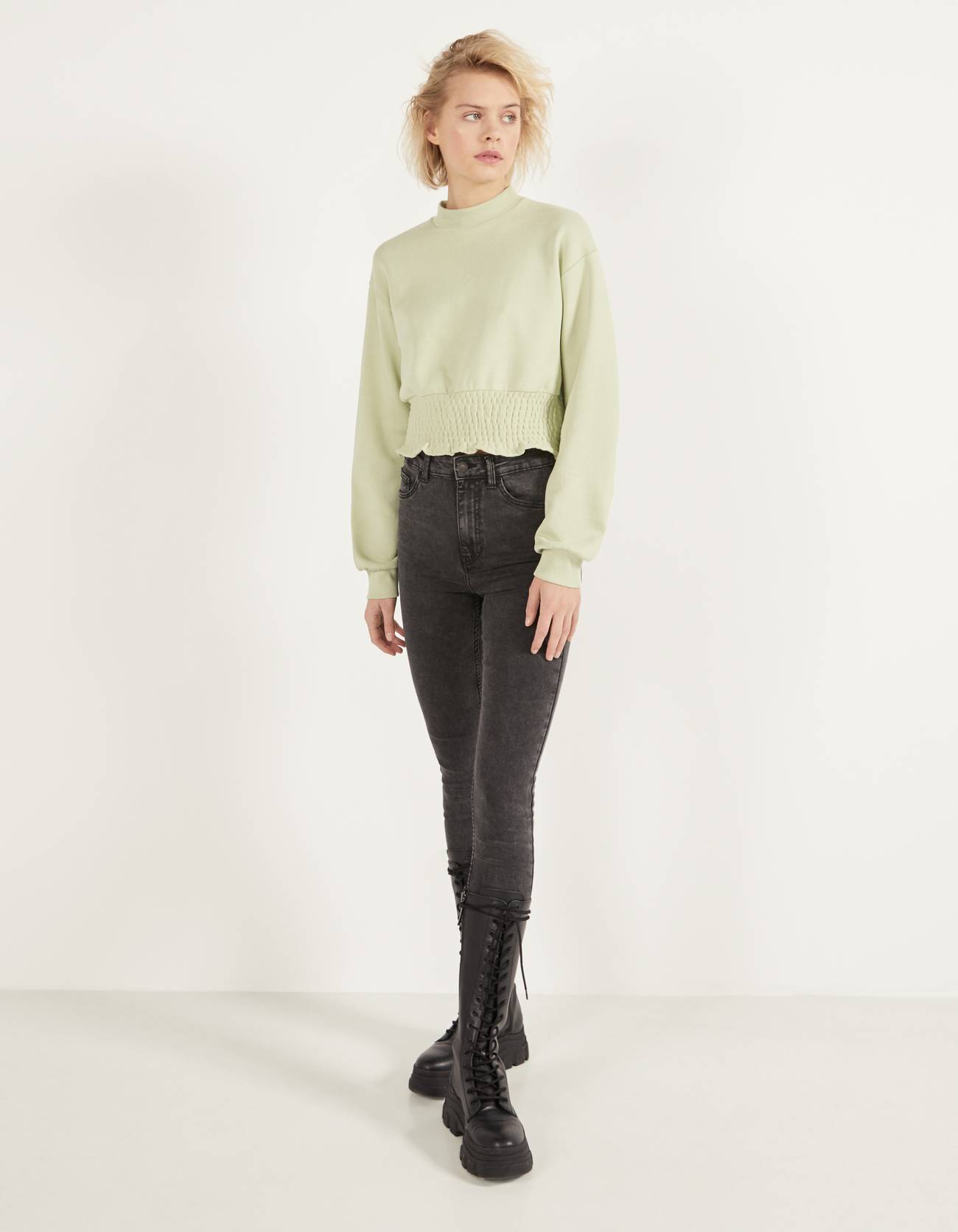 Bershka Elastik büzgülü sweatshirt 4 Bershka Elastik büzgülü sweatshirt 5