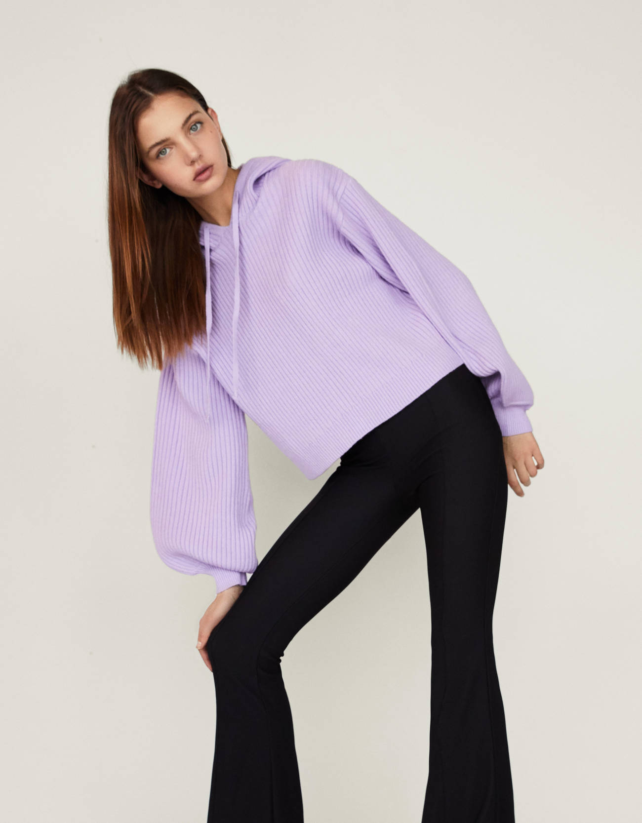 Bershka Kapüşonlu kazak 0 Bershka Kapüşonlu kazak 1