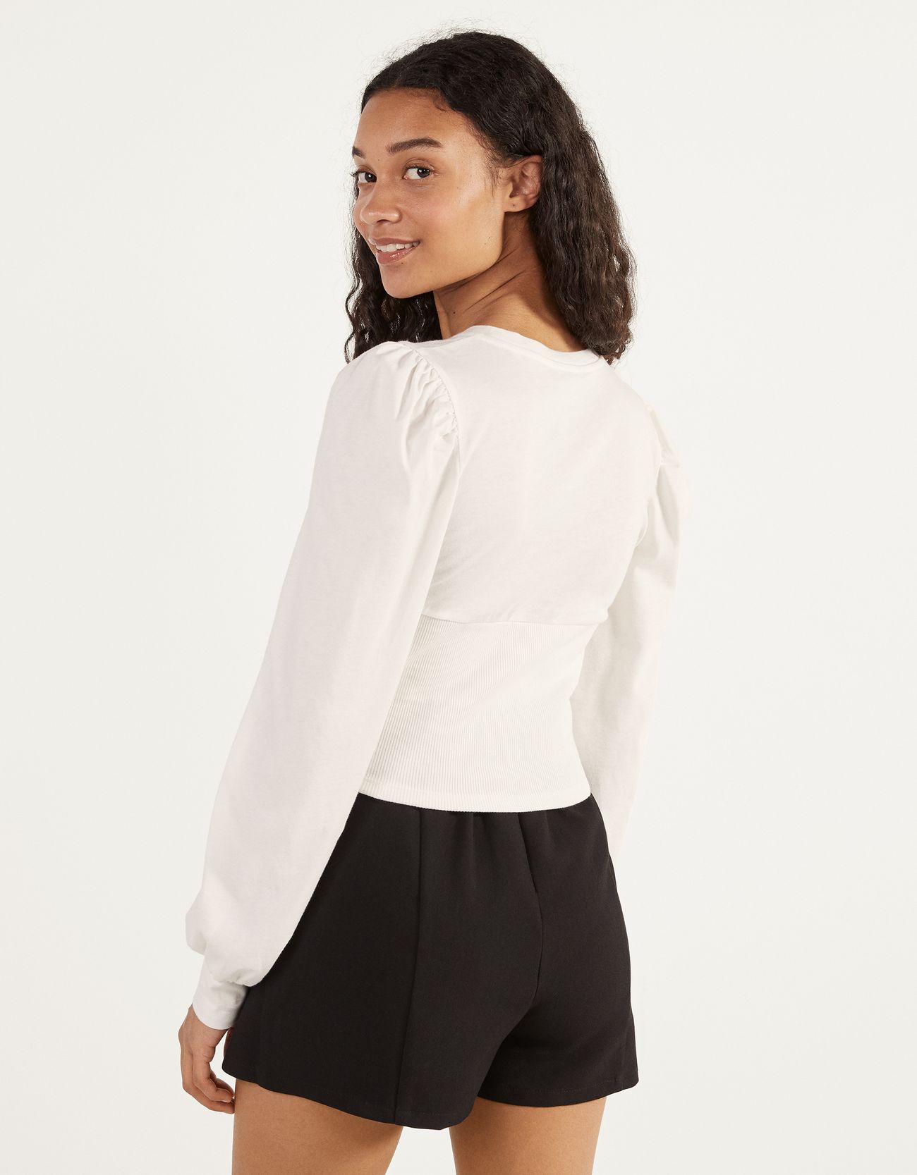 Bershka Korse model t-shirt 10 Bershka Korse model t-shirt 11