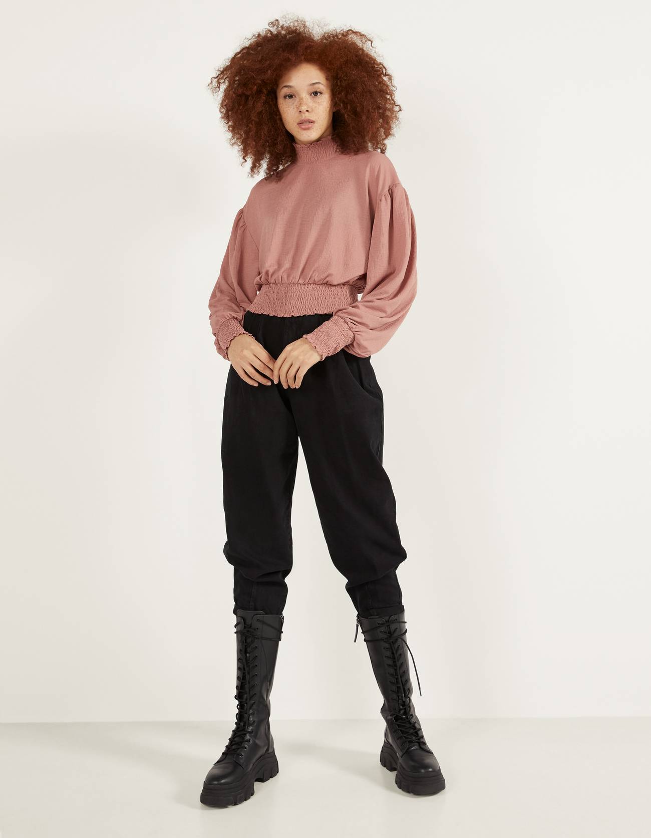 Bershka Büzgülü elastik t-shirt 4 Bershka Büzgülü elastik t-shirt 5